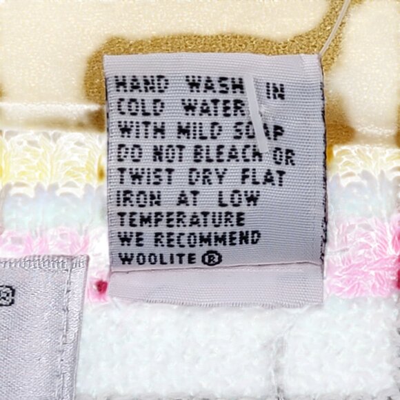 Vintage Lucia Handcrafted Floral Knit Pullover Sweater XL - Picture 4 of 10